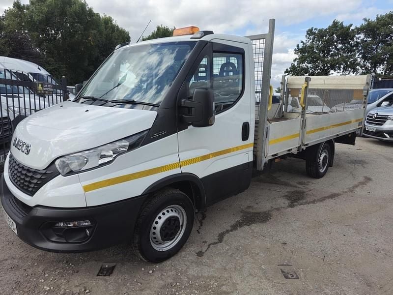 White Used 2021 Iveco Daily | £12,450 (Good price) - Image 1/4