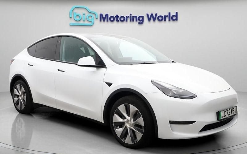 Used 2025 Tesla Model Y Long Range AWD SUV | £25,800 (Super price) - Image 1/4
