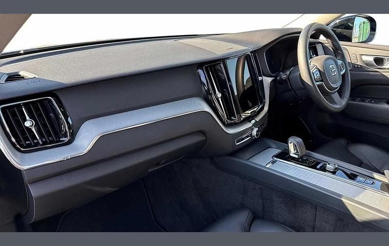 Used Volvo XC60 Plus 345 HP (253 kW) 2023 Grey SUV