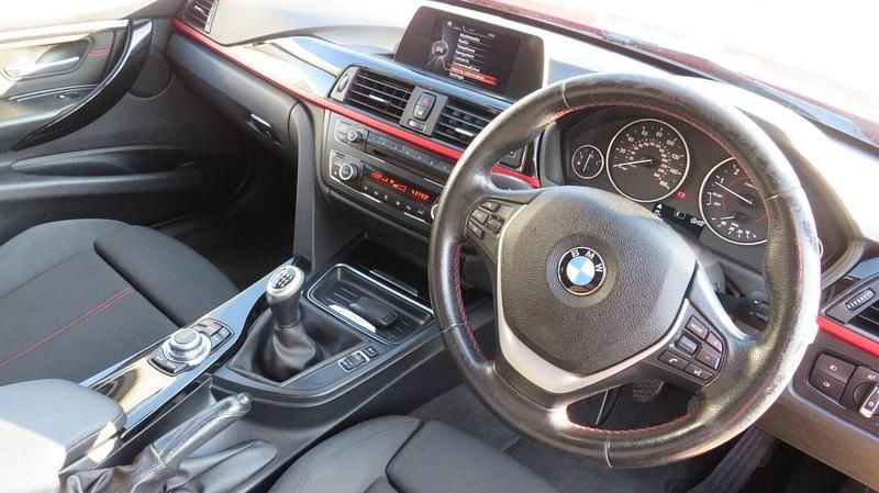 Used BMW 320 Sport Line 2015 Red Sedan