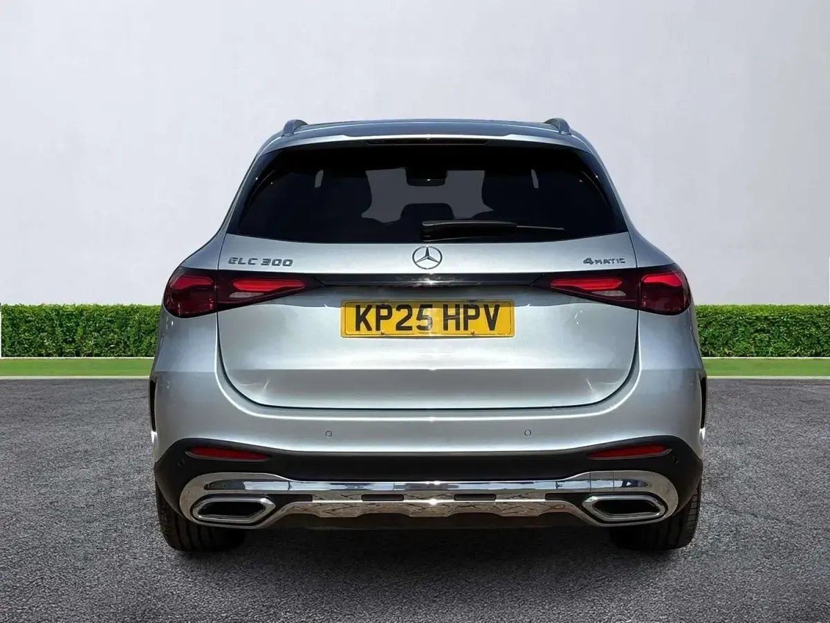 Used Mercedes GLC300 AMG line 2025 Silver SUV