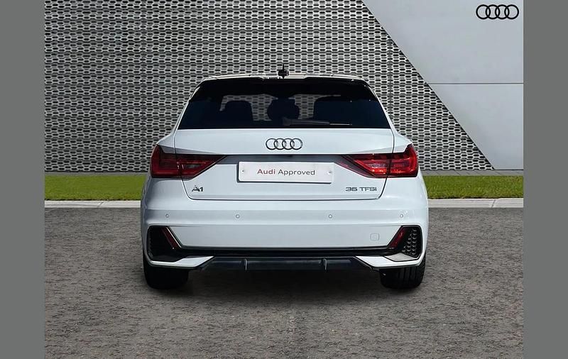 Used Audi A1 Black Edition 147 HP (108 kW) 2023 White SUV