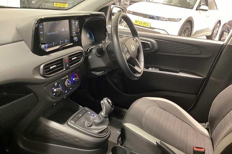 Used Hyundai i10 Advanced 84 HP (61 kW) 2023 Hatchback