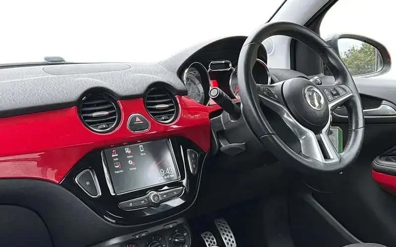 Used Vauxhall Adam 69 HP (50 kW) 2018 Red Hatchback