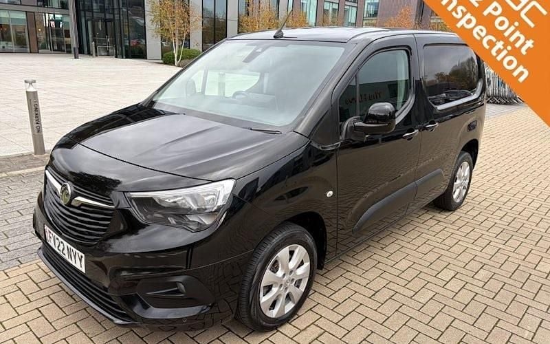 Black Used 2022 Vauxhall Combo Elite MPV | £7,990 (Super price) - Image 1/3