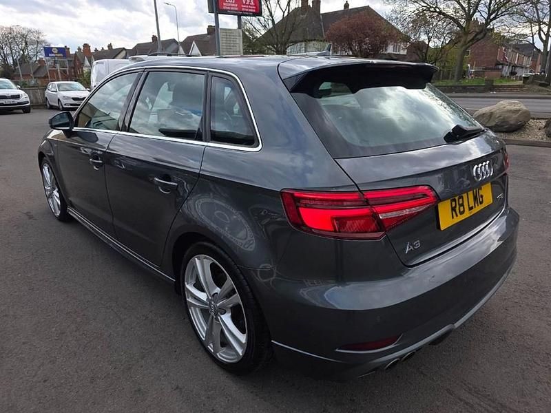 Begagnad Audi A3 S-Line 150 HK (110 kW) 2017 Grå Halvkombi