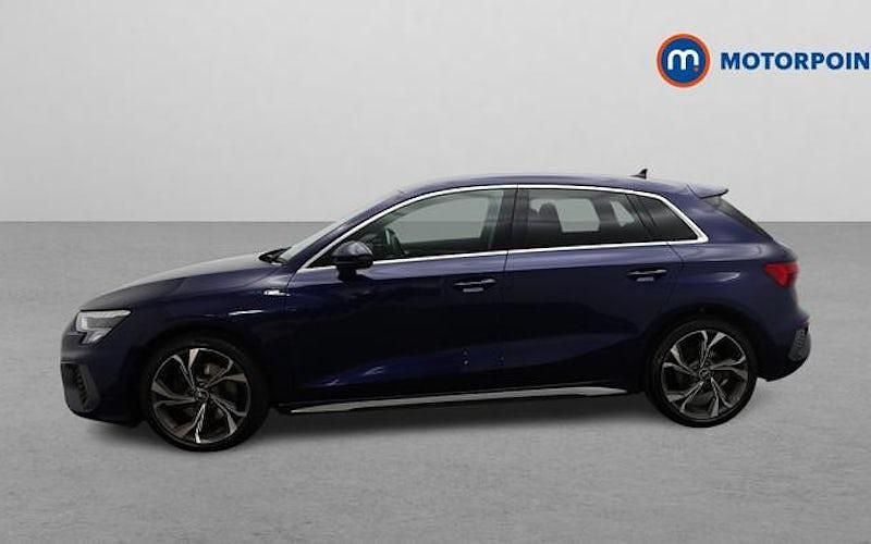 Usado Audi A3 Sportback S-Line 110 HP (80 kW) 2024 Citadino