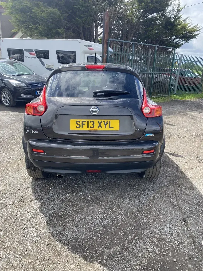 Used Nissan Juke Acenta Premium 110 HP (80 kW) 2013 Orange SUV