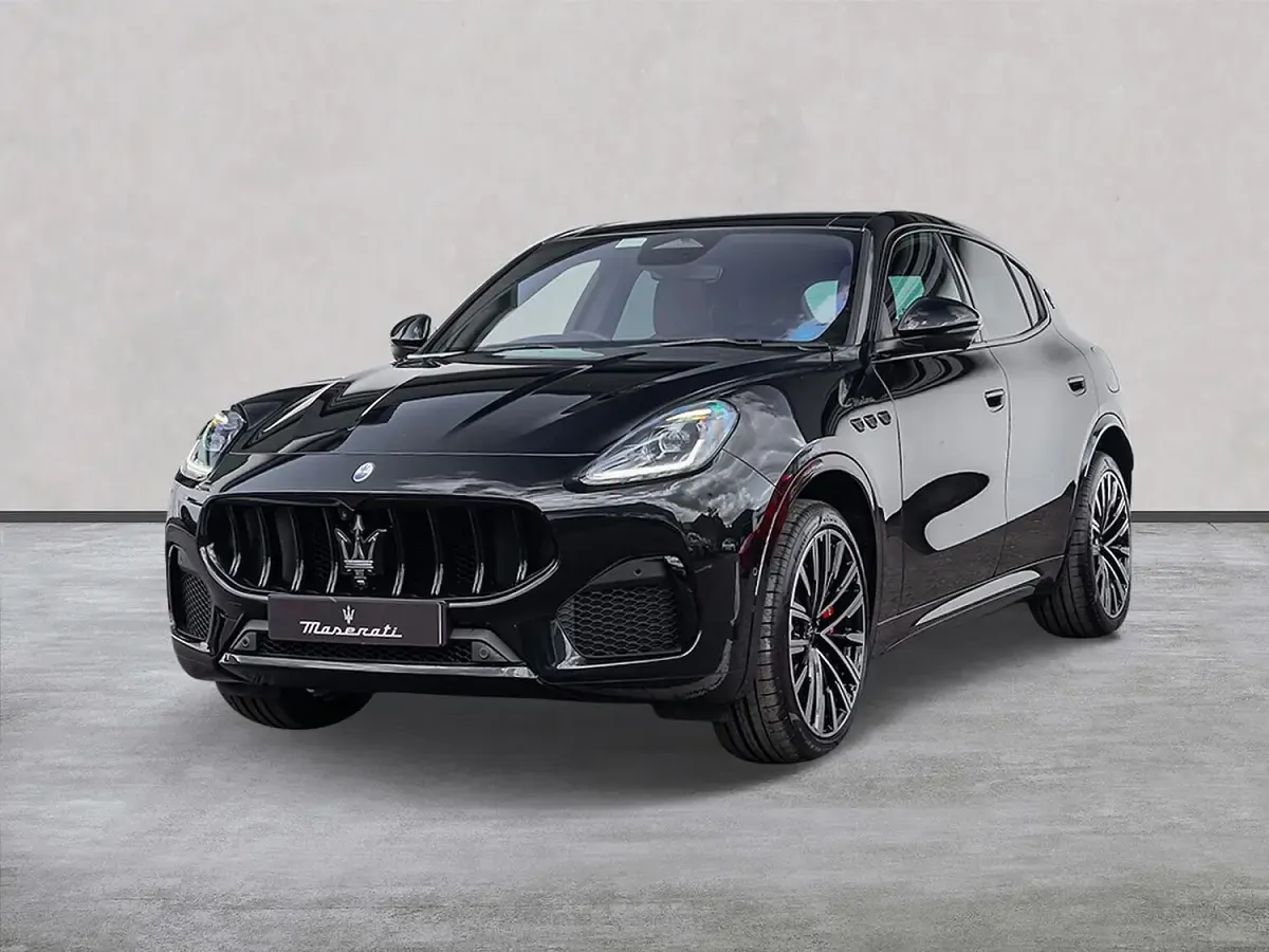 New Maserati Grecale 330 HP (242 kW) 2026 Black SUV