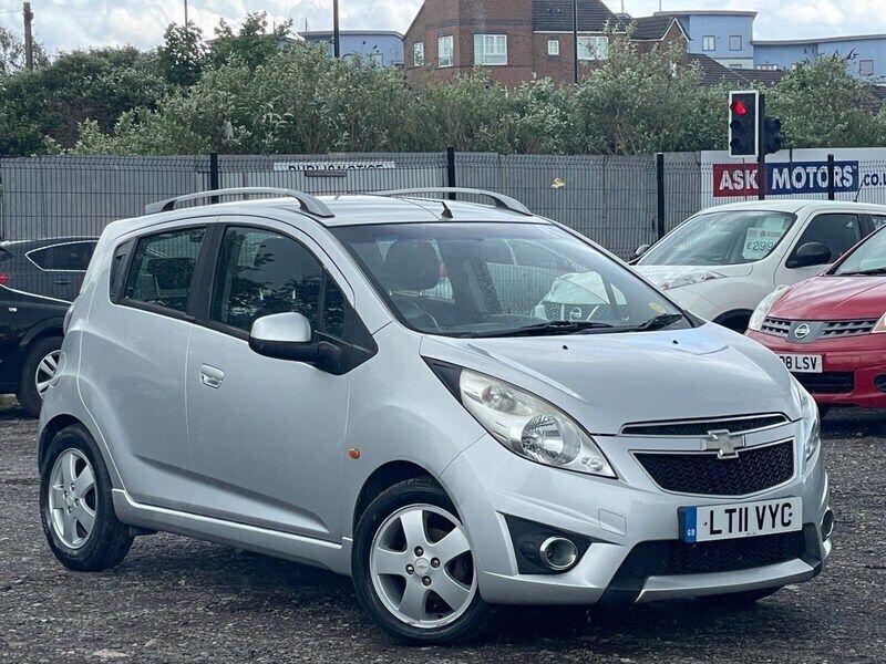 Silver Used 2011 Chevrolet Spark LT Hatchback | £1,599 (Good price) - Image 1/4
