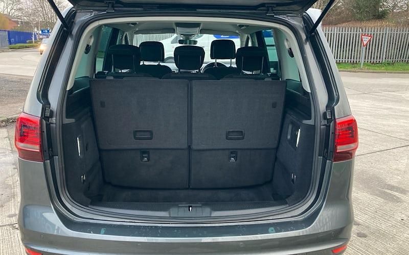 Used VW Sharan SE 150 HP (110 kW) 2021 Grey MPV