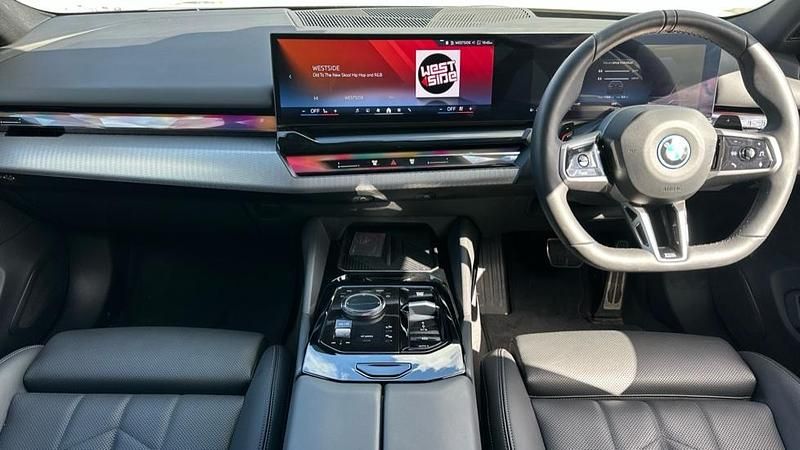 Used BMW 530e M Sport 295 HP (216 kW) 2025 Black Estate