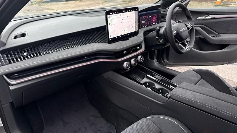 Used Skoda Superb SportLine 204 HP (150 kW) 2025 Grey Estate