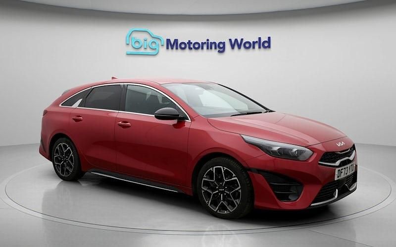 Used Kia ProCeed GT-Line 159 HP (116 kW) 2023 Red Estate