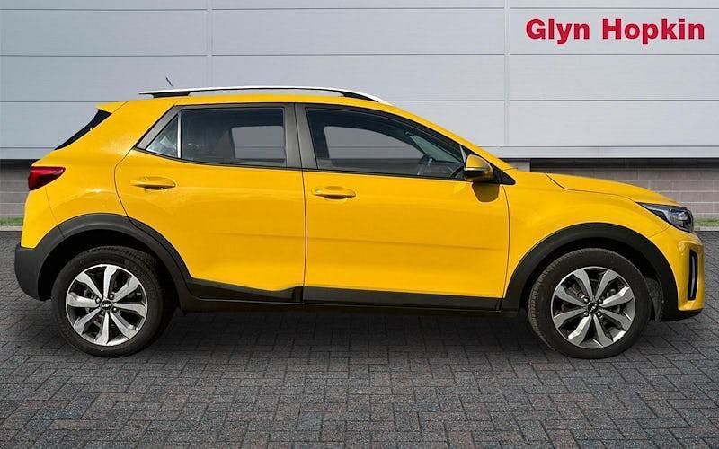 Usado Kia Stonic 101 HP (74 kW) 2024 SUV