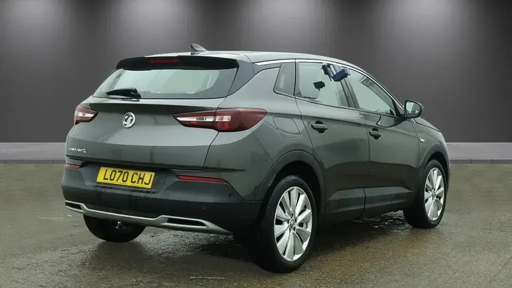 Used Vauxhall Grandland X Elite 130 HP (95 kW) 2020 Grey SUV