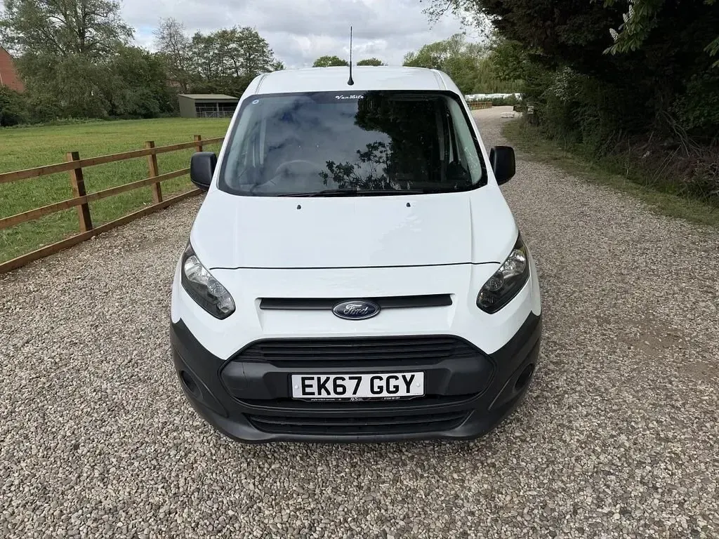 Używany Ford Transit Connect 74 KM (54 kW) 2017 Biały Minivan