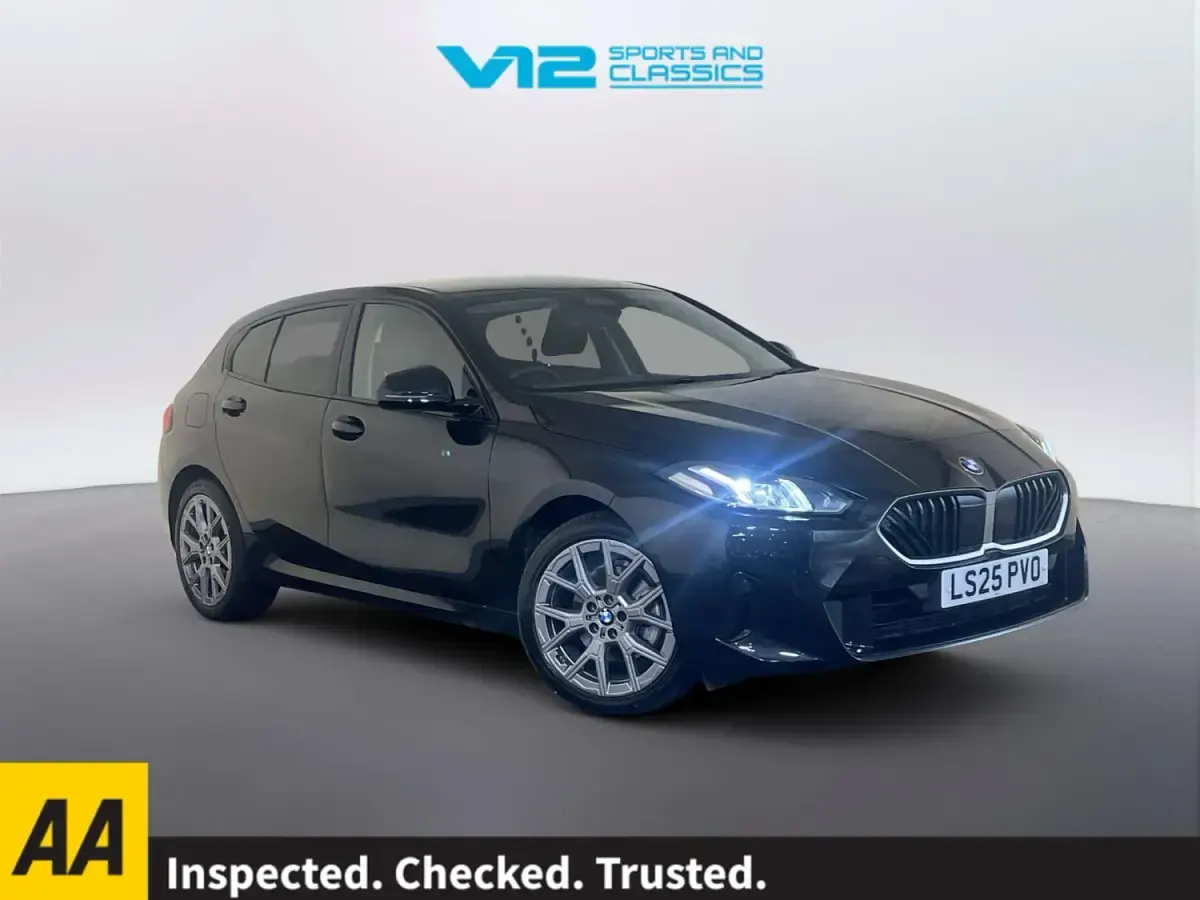 Usado BMW 120 Sport Line 170 CV (125 kW) 2025 Utilitario