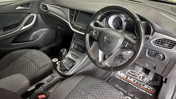Used Vauxhall Astra Business Edition 2021 Red Estate