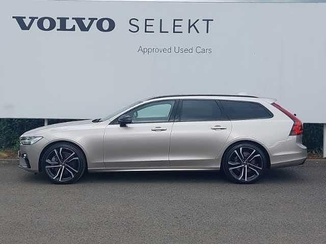 Used Volvo V90 Ultimate 247 HP (181 kW) 2024 Grey Estate
