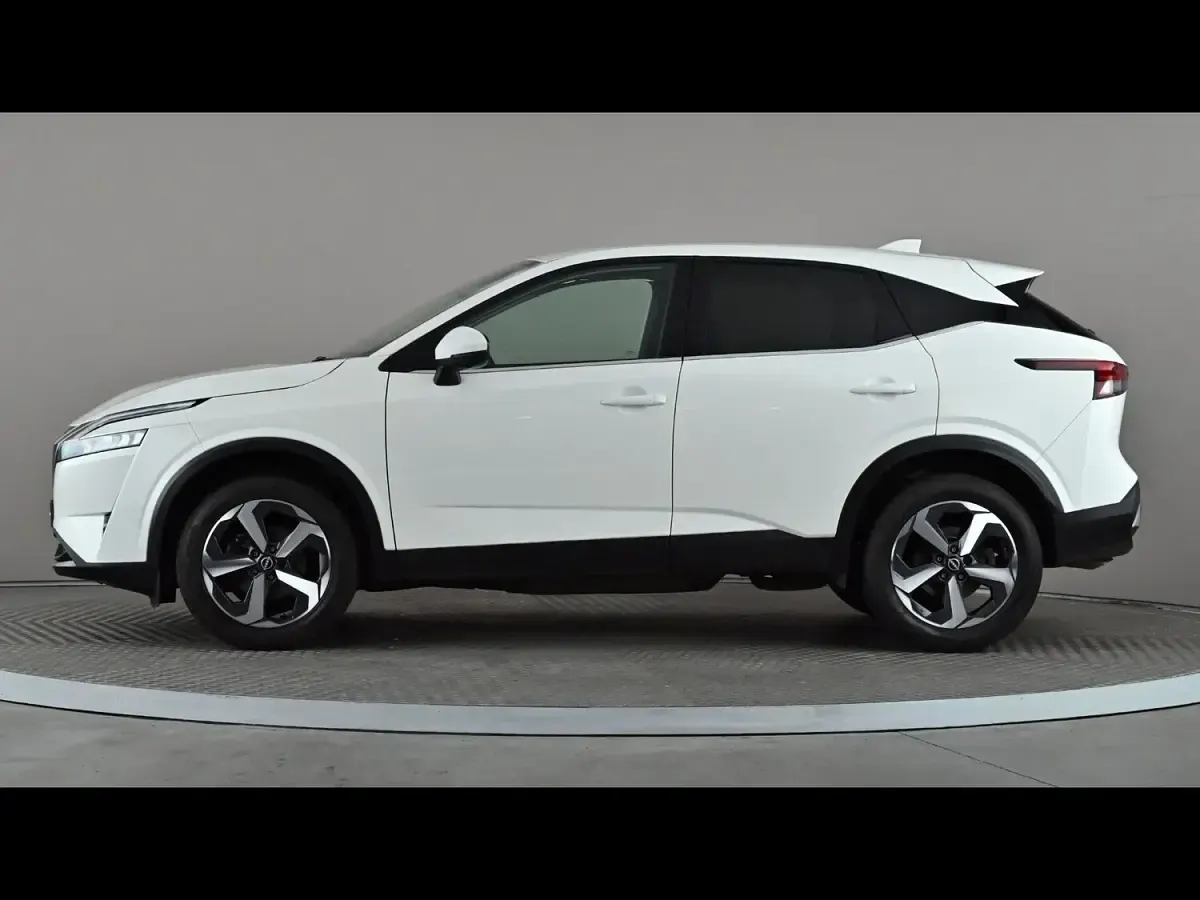 Used Nissan Qashqai N-Connecta 158 HP (116 kW) 2023 White SUV