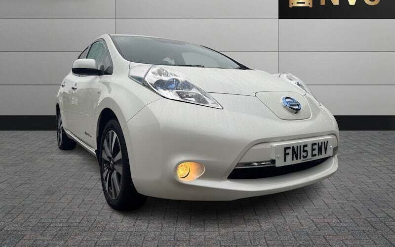Used 2016 Nissan Leaf Tekna Hatchback | £4,495 (Fair price) - Image 1/4