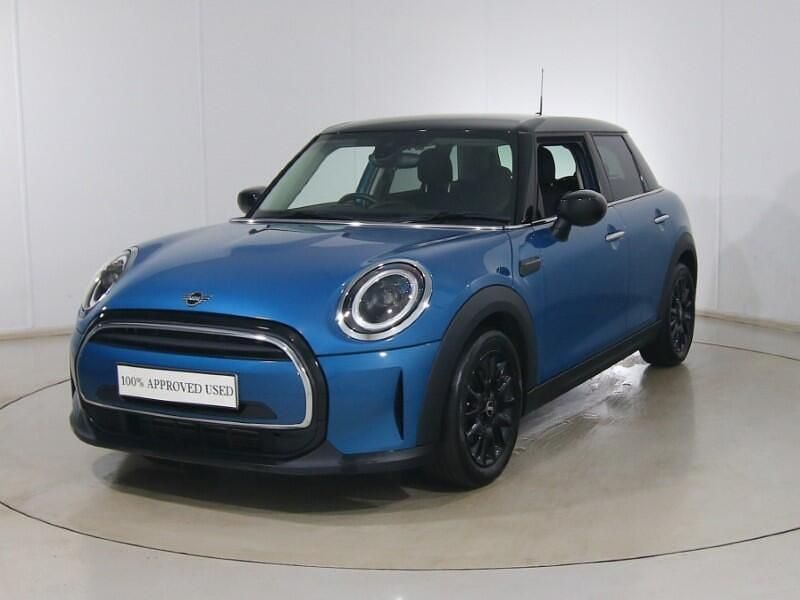 Used Mini Cooper Classic 134 HP (98 kW) 2023 Blue Hatchback