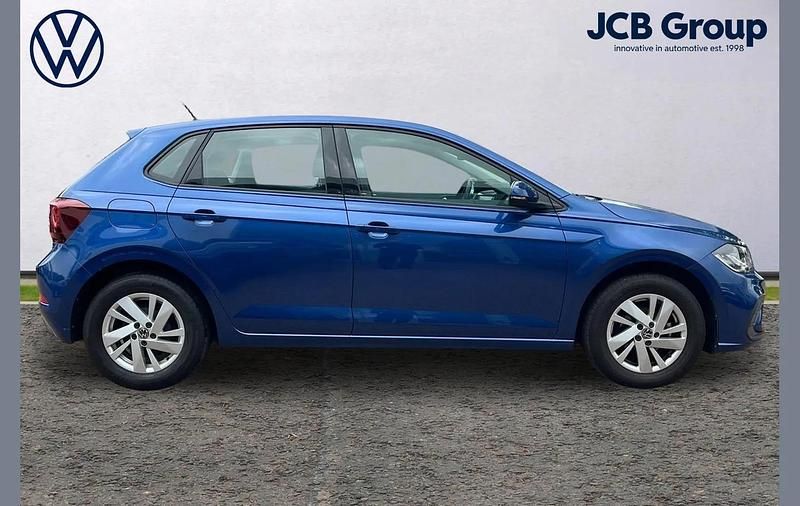 Used VW Polo Life 95 HP (69 kW) 2022 Blue Hatchback