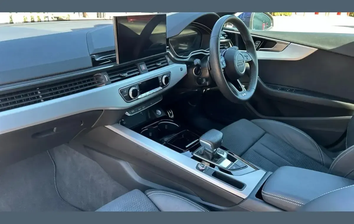 Used Audi A5 S-Line 200 HP (147 kW) 2024 Blue Hatchback