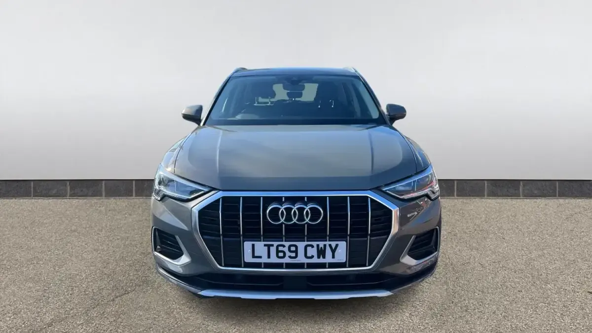 Second-hand Audi Q3 Sport 150 CP (110 kW) 2019 Gri SUV