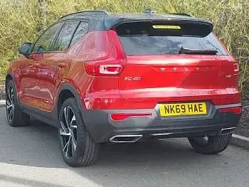 Used Volvo XC40 R-Design Pro 2020 Red SUV