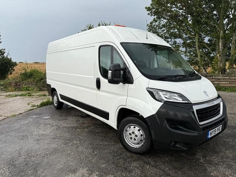 White Used 2019 Peugeot Boxer Van | £8,895 (Super price) - Image 1/4