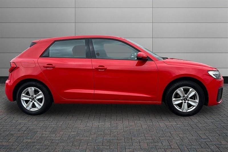 Used Audi A1 Design 95 HP (69 kW) 2022 Misano red SUV