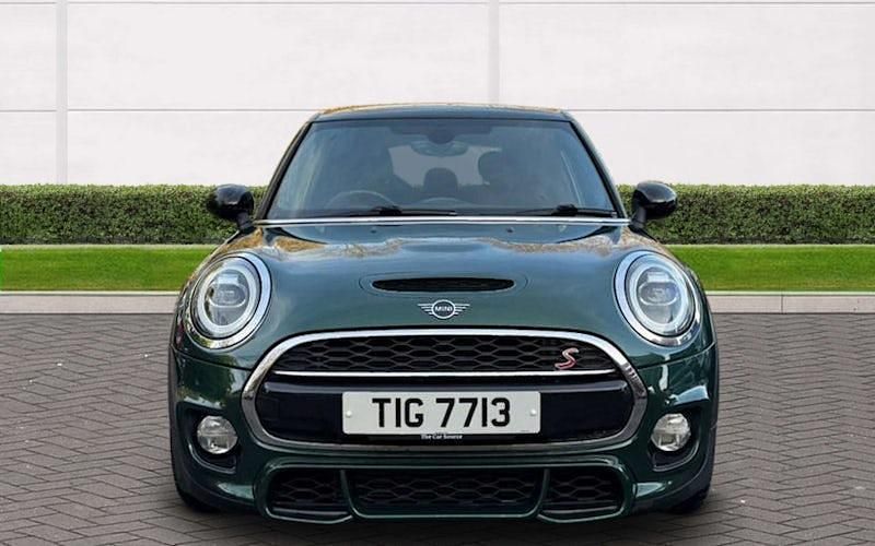 Usado Mini Cooper S Hatch 192 HP (141 kW) 2018 Verde Citadino