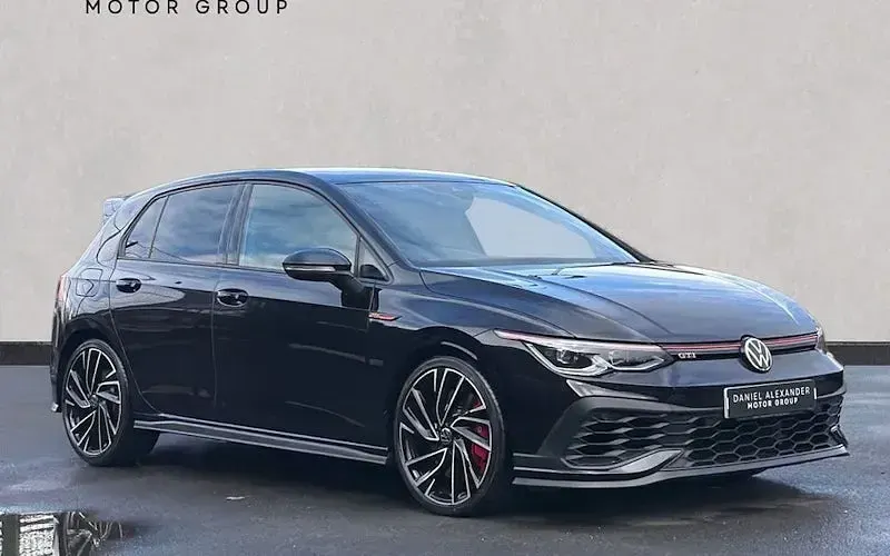 Used VW Golf VII GTI Clubsport 300 HP (220 kW) 2021 Hatchback