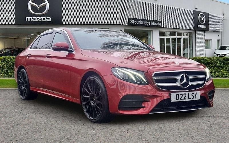 Gebraucht Mercedes E220 AMG Line Premium 194 PS (142 kW) 2019 Limousine