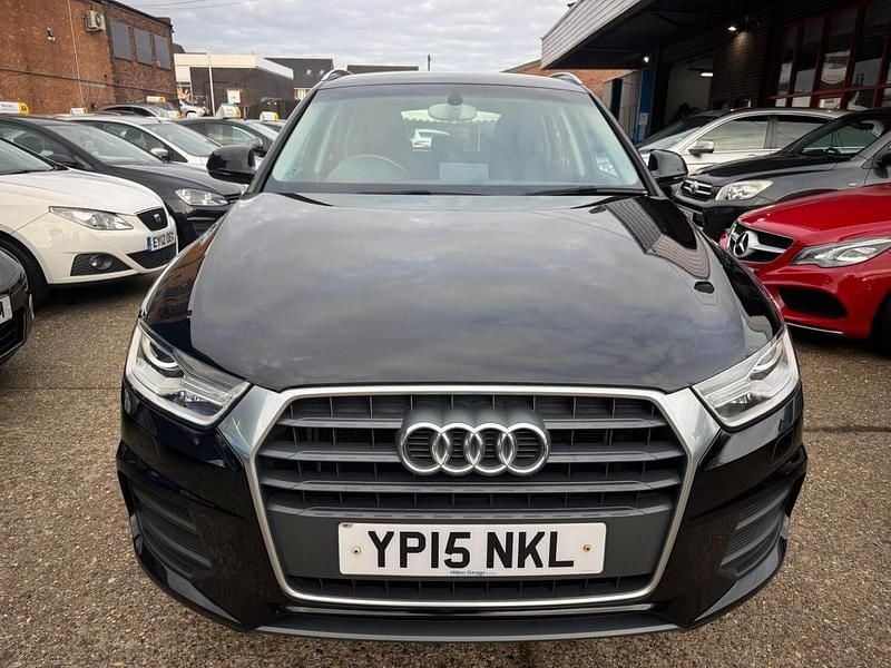 Usado Audi Q3 Design 150 HP (110 kW) 2015 Preto SUV