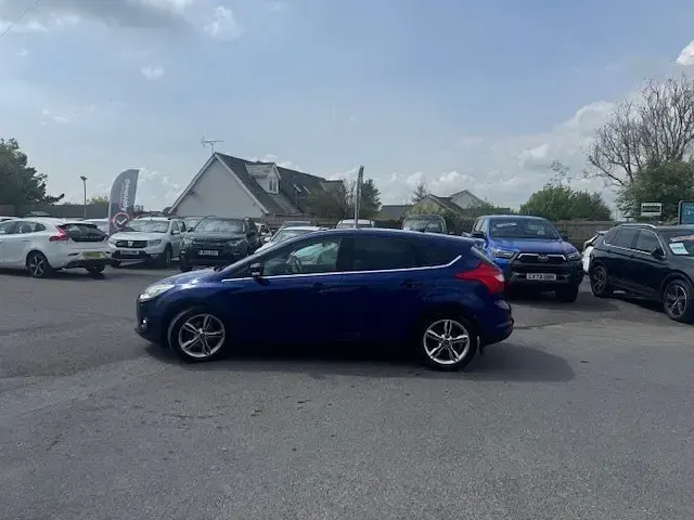Begagnad Ford Focus Titanium X 115 HK (84 kW) 2014 Blå Halvkombi