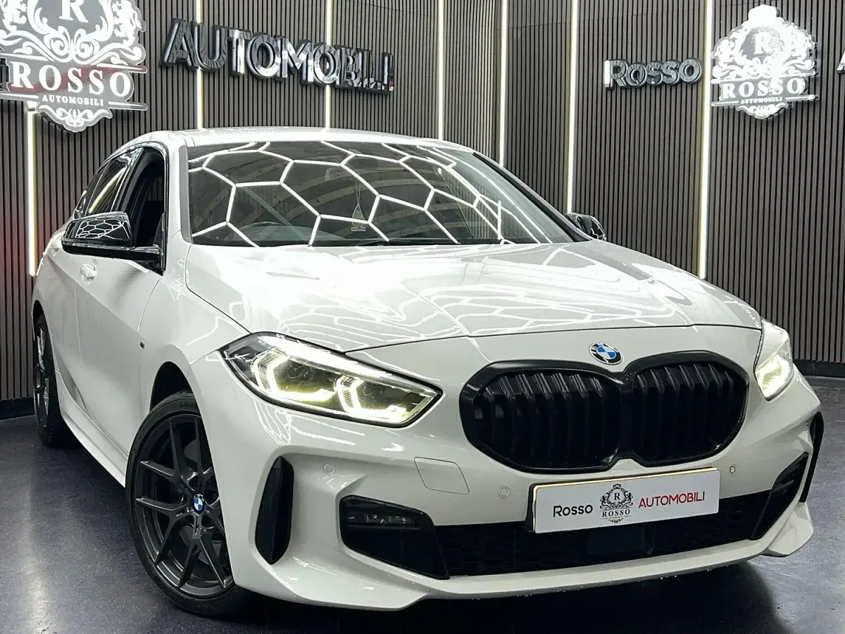 Usado BMW 118 M Sport 2023 Blanco Utilitario