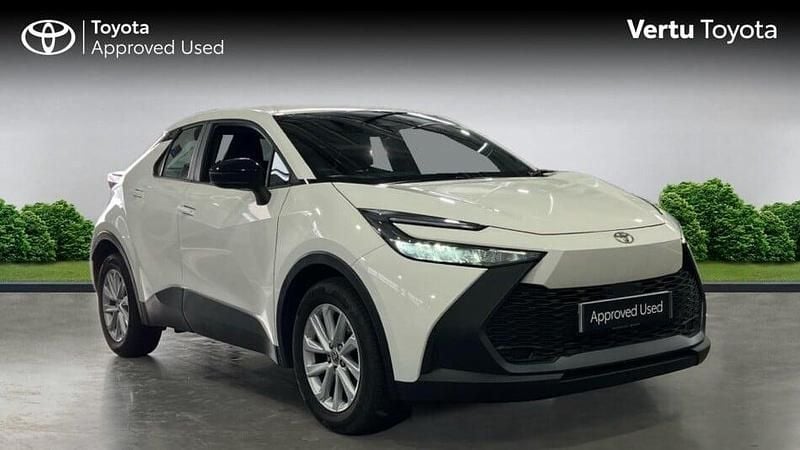 Used 2024 Toyota C-HR SUV | £23,876 (Super price) - Image 1/3