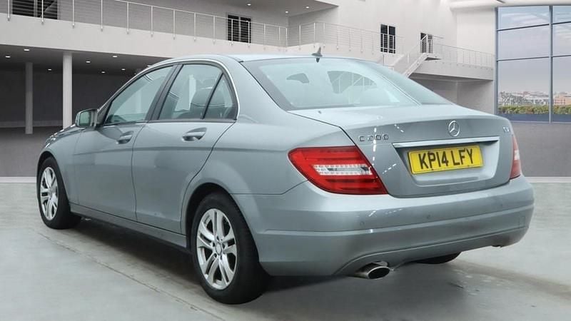 Used Mercedes C200 Executive 136 HP (100 kW) 2014 Silver Sedan