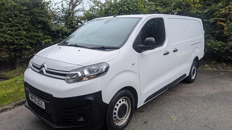 White Used 2019 Citroën Dispatch MPV | £6,950 (Fair price) - Image 1/4