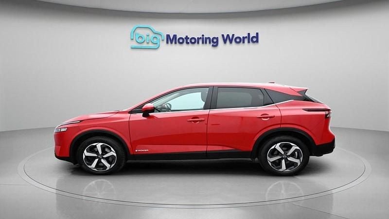 Used Nissan Qashqai N-Connecta 190 HP (139 kW) 2023 Red SUV