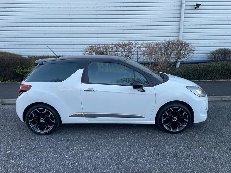 Used Citroën DS3 2014 White Hatchback