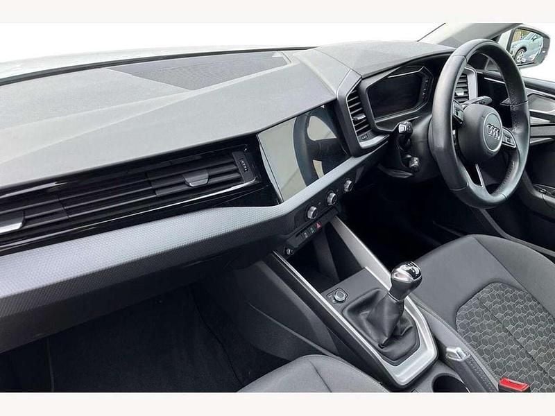 Usado Audi A1 Sport 95 HP (69 kW) 2023 Branco SUV