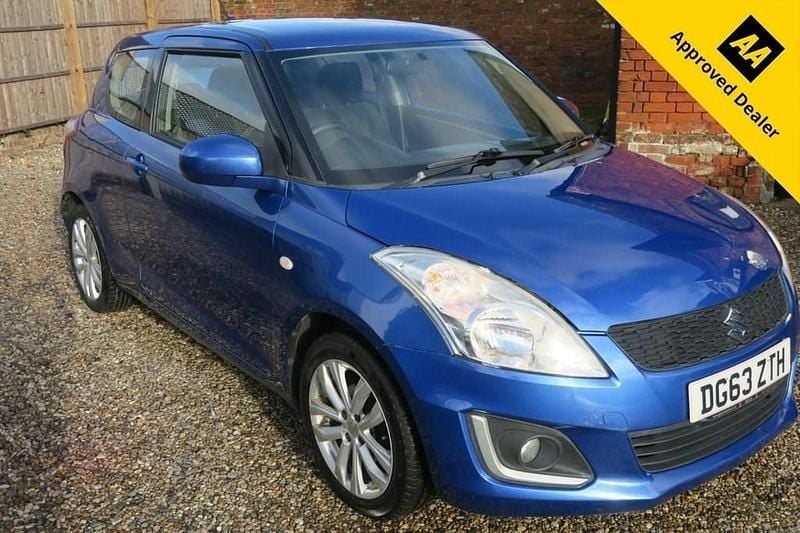 Used Suzuki Swift SZ3 94 HP (69 kW) 2013 Blue Hatchback