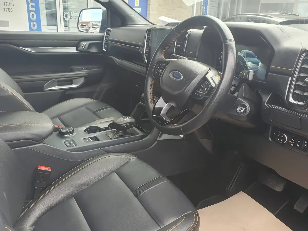 Used Ford Ranger Wildtrack 205 HP (150 kW) 2024 Silver Pickup