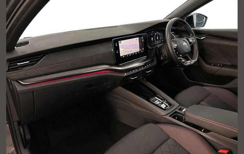 Used Skoda Octavia vRS 196 HP (144 kW) 2023 Grey Estate