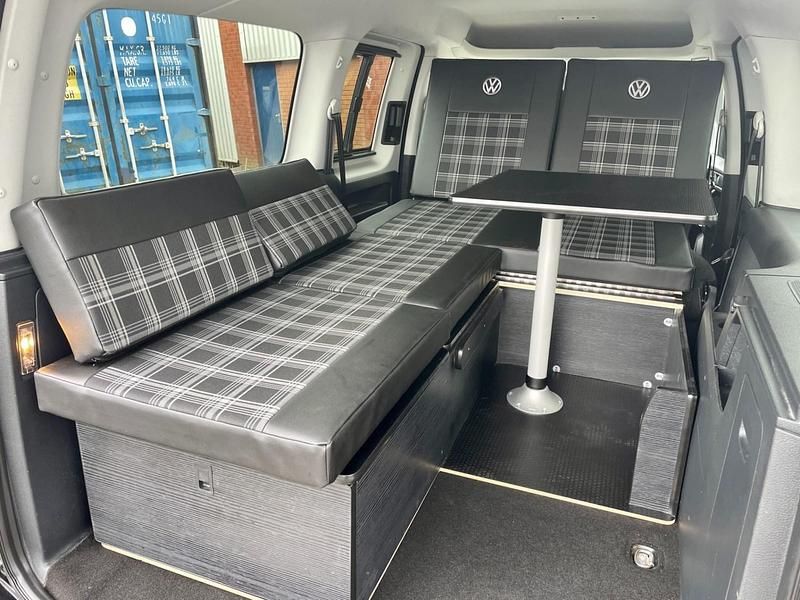 Usado VW Caddy Maxi Life Life 2016 Preto Monovolume