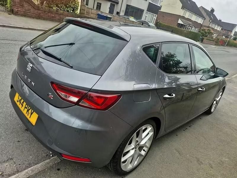 Used Seat Leon FR 184 HP (135 kW) 2016 Grey Hatchback